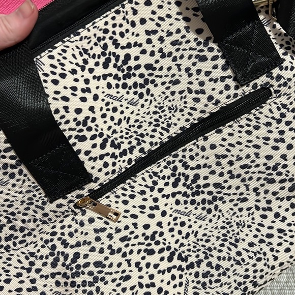 Weekender bag, crossbody strap - Picture 4 of 6